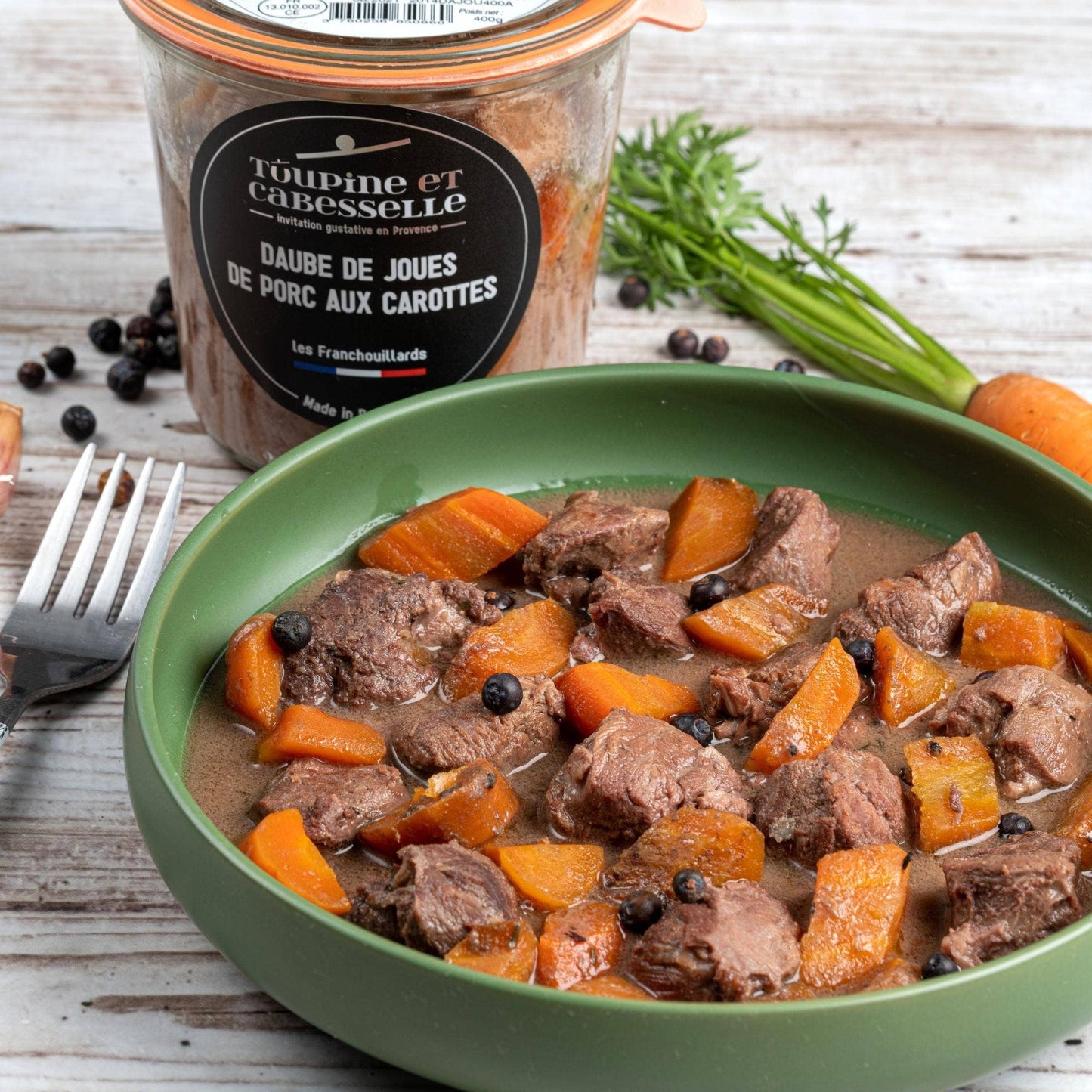 Toupine et Cabesselle - Schmorgericht mit Schweinebacke und Karotten in Rotwein - UBSBOT.eu - Fine things for you