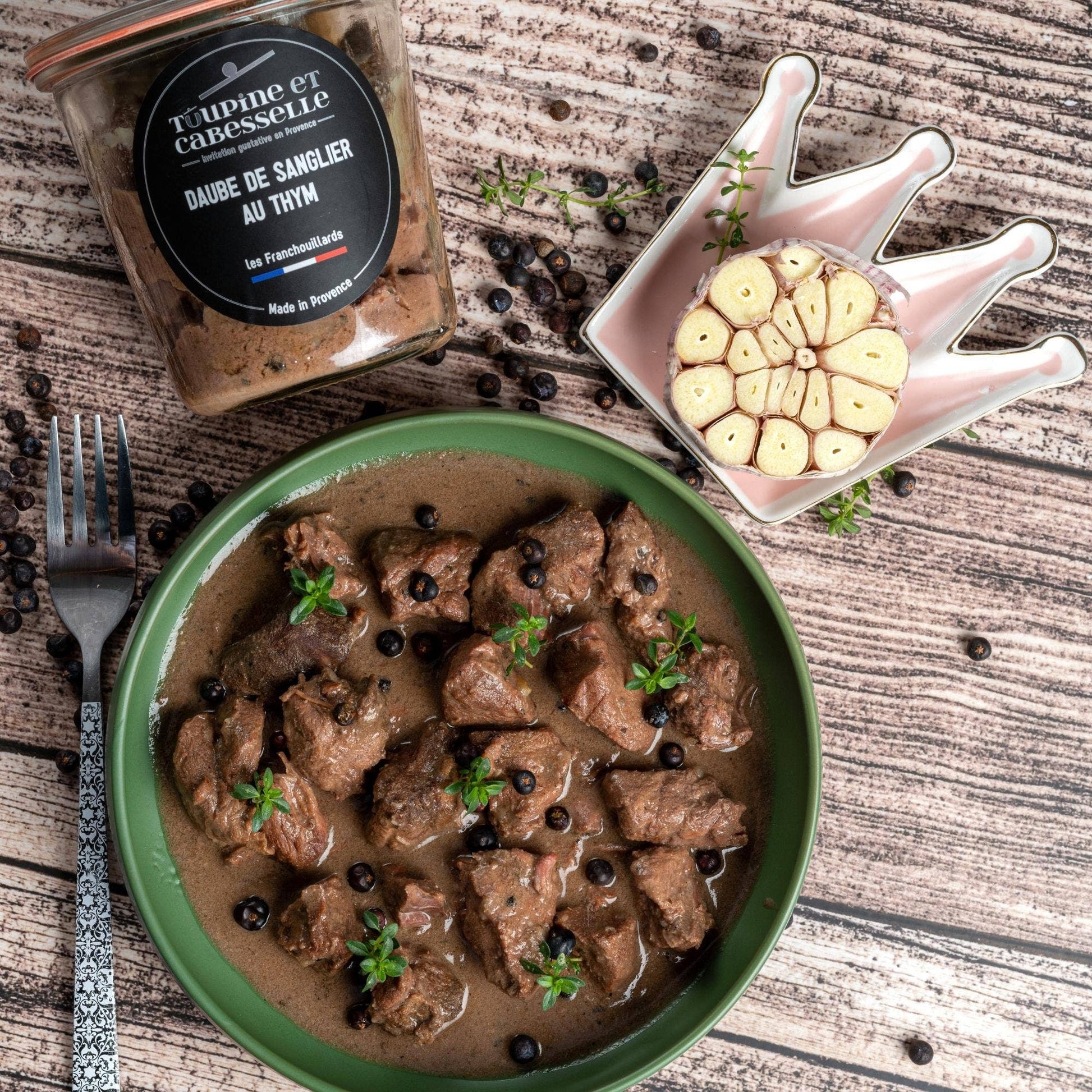 Toupine et Cabesselle - Wildschweingulasch mit Thymian - UBSBOT.eu - Fine things for you