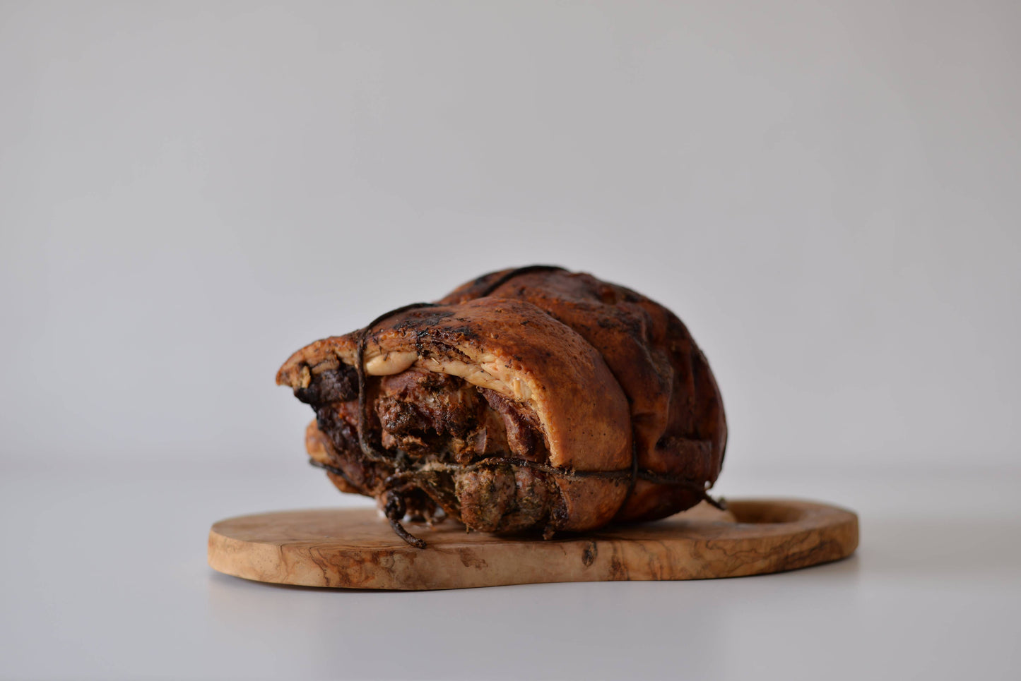 I sapori di una volta s.r.l.s - Porchetta nach italienischer Tradition - UBSBOT.eu - Fine things for you