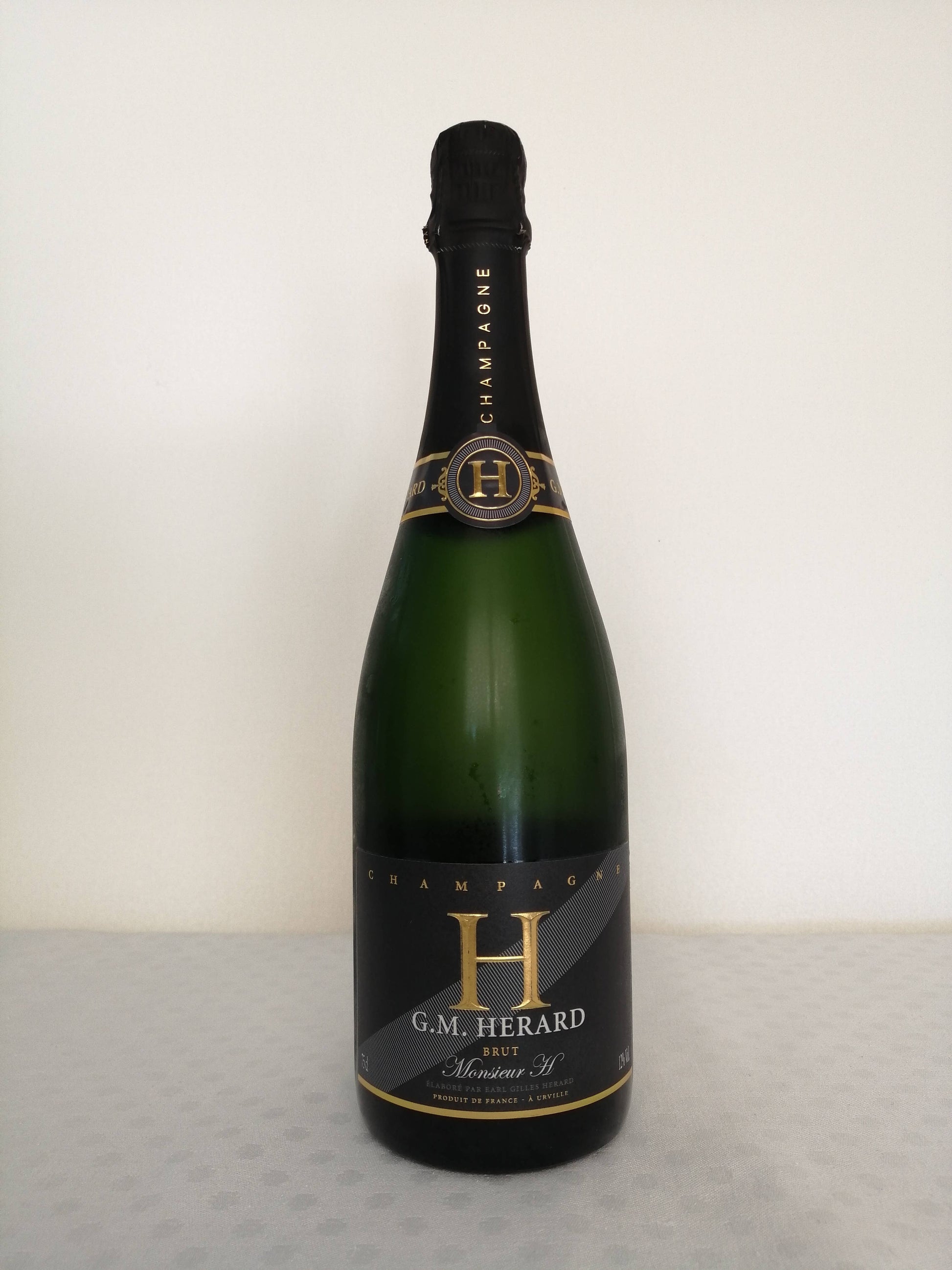 Champagne G.M. HERARD - Champagner Monsieur H Brut Signature 75 cl - UBSBOT.eu - Fine things for you