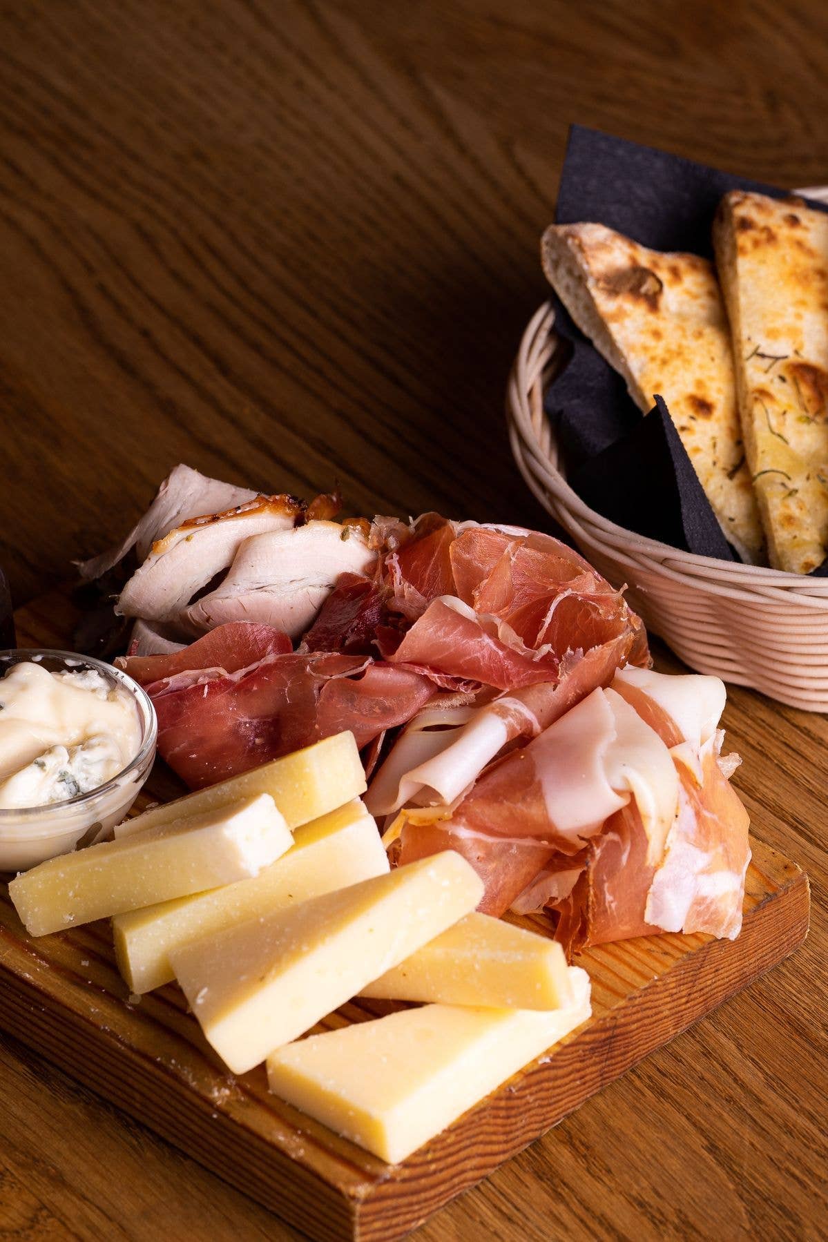 I sapori di una volta s.r.l.s - Artisanale gerollte Pancetta aus Irpinia - UBSBOT.eu - Fine things for you